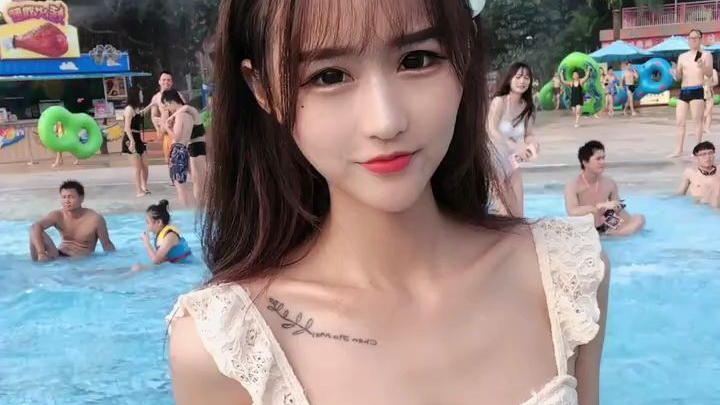 快手小姐姐泳装